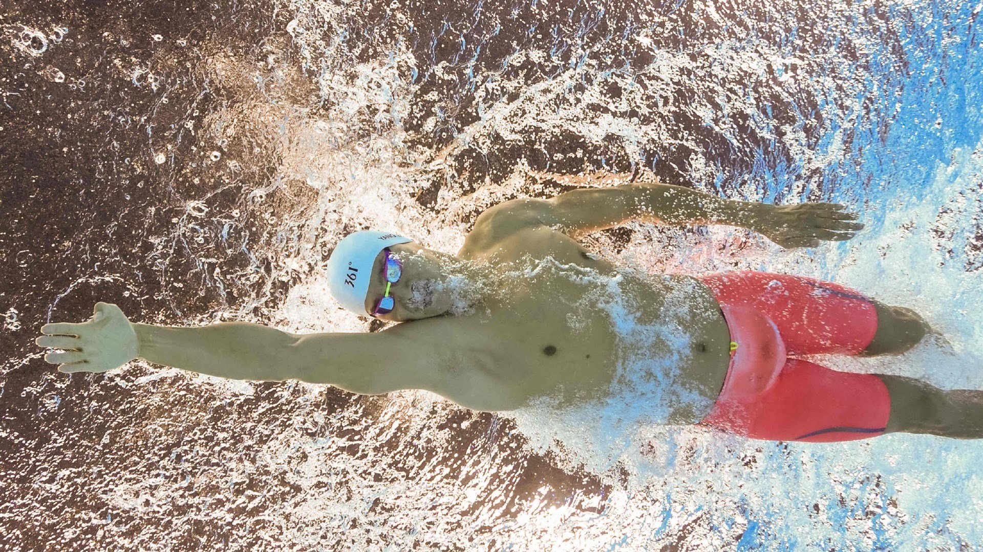 随机异界冒险竞技赛，冒险元素融入电竞激情，异界冒险游戏