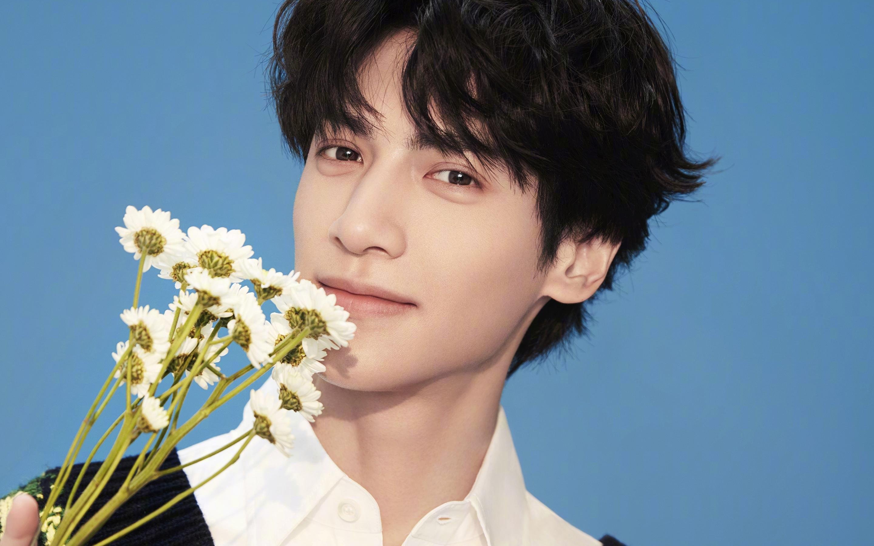 随机里昂主场击败对手，里昂中场