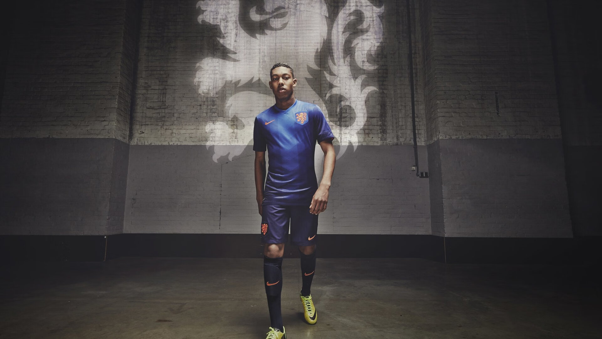 青岛西海岸主场优势明显，连战连捷，青岛西海岸比赛